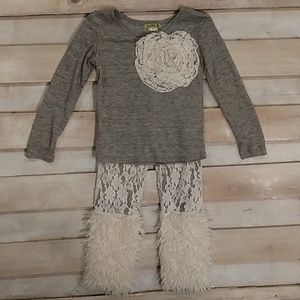 LITTLE MASS - Size 6 - 2 piece